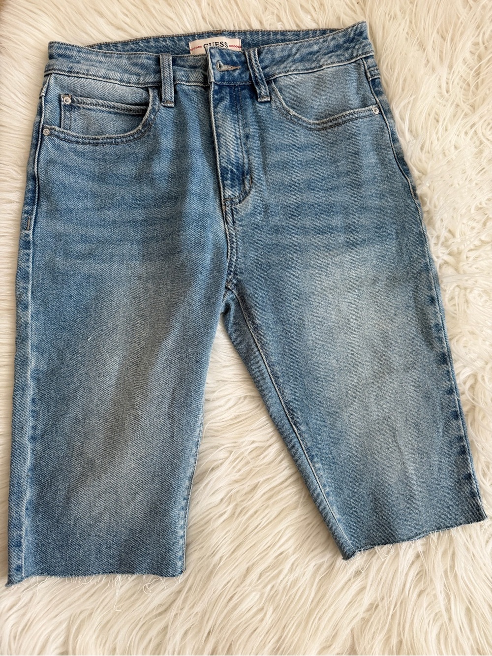 GUESS Women’s Denim Bermuda Shorts with Raw Hem Light Blue Size 27